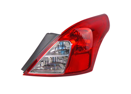 CALAVERA DERECHA NISSAN VERSA 1.8 L 2011-2012